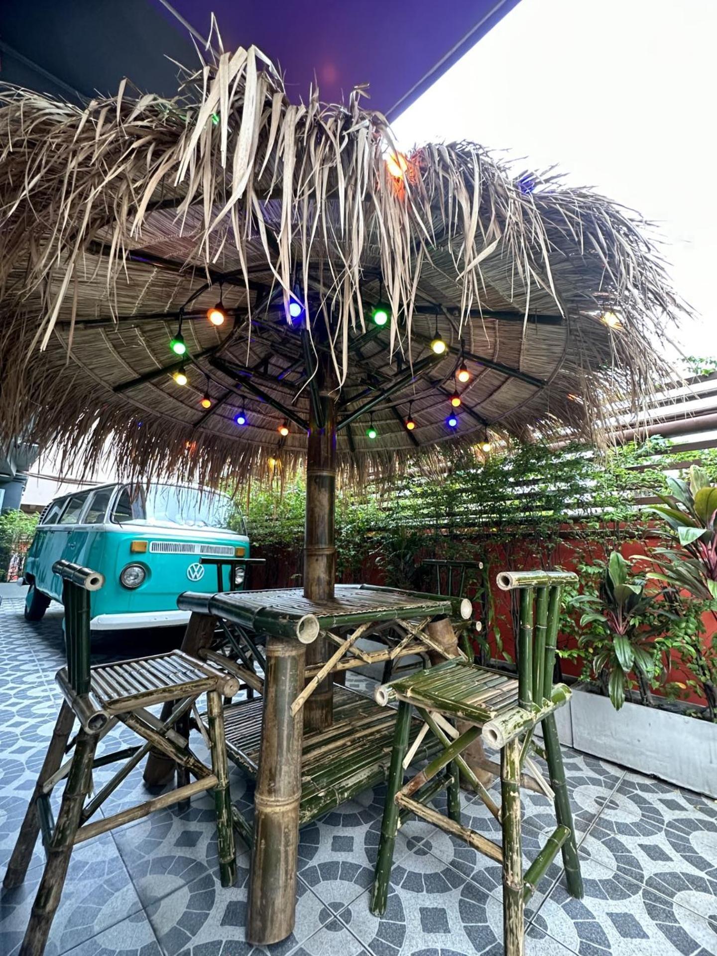 H-District Boutique Poshotel Bangkok Exterior foto